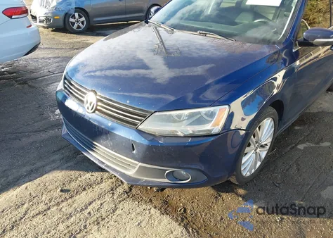2013 Volkswagen Jetta 2.0L Tdi from USA, damaged, VIN 3VW3L7AJ2DM270125